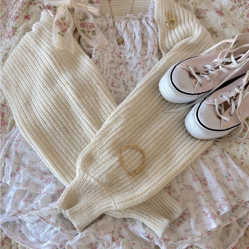 hollister white and pink floral skort romper 🌸 xsmall long
